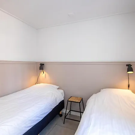 In Near アパート *